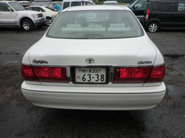 http://www.wy-it.jp/car/2002MODEL%20TOYOTA%20CROWN%20JZS171-0080067%20%20P3.JPG