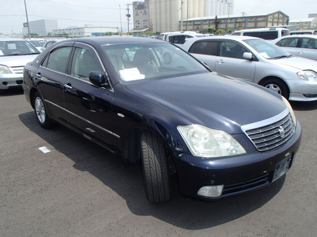 http://www.wy-it.jp/car/GRS180-5005947_P5190260.JPG