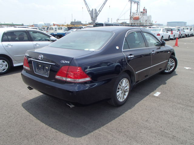 http://www.wy-it.jp/car/GRS180-5005947_P5190267.JPG